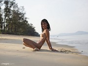 Hiromi – Beach yoga – Hegre – [14]