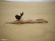 Pin – Beach girl – Hegre – [9]