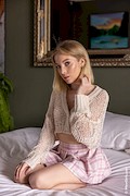 Bella Spark – Loose Threads – WowGirls – [1]